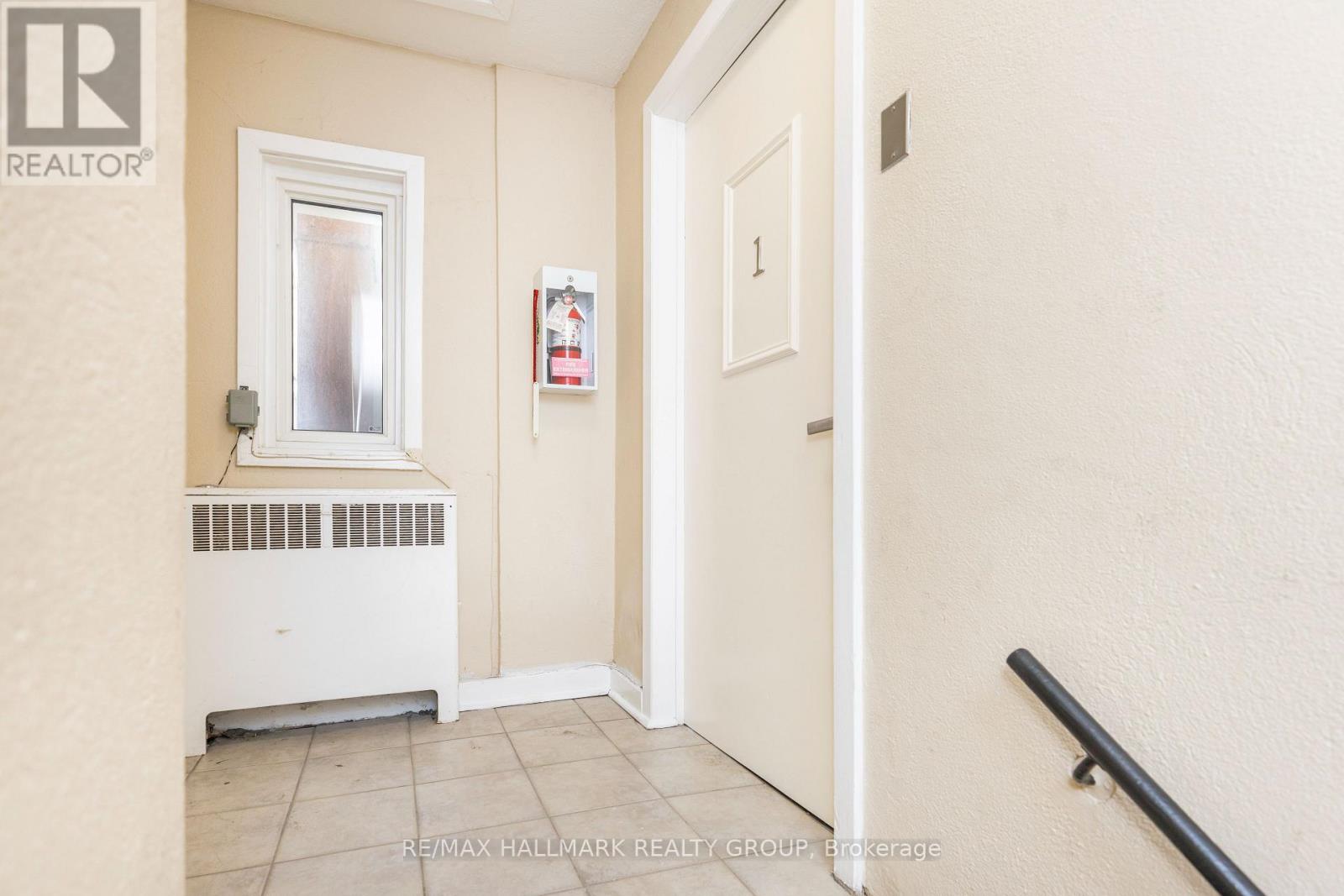 1 - 462 Bronson Avenue, Ottawa, Ontario  K1R 6J6 - Photo 2 - X13235366