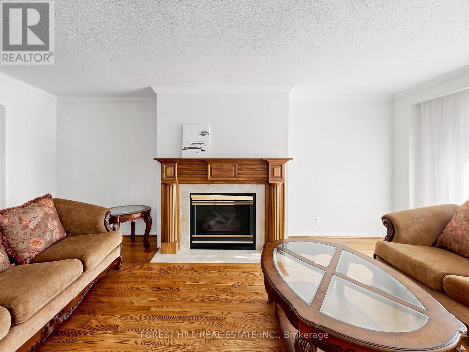 54 Pennock Crescent, Markham, Ontario  L3R 3M4 - Photo 5 - N13224062