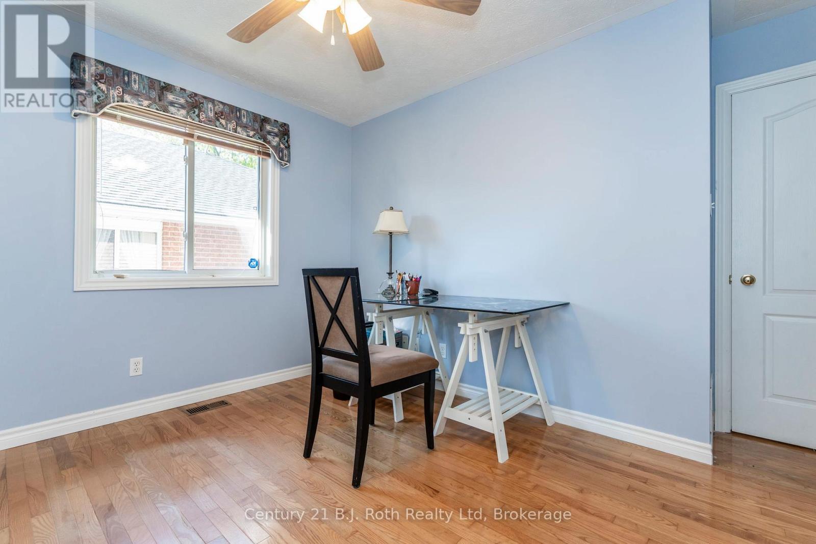 24 Marchand Drive, Penetanguishene, Ontario  L9M 2J2 - Photo 12 - S13234834