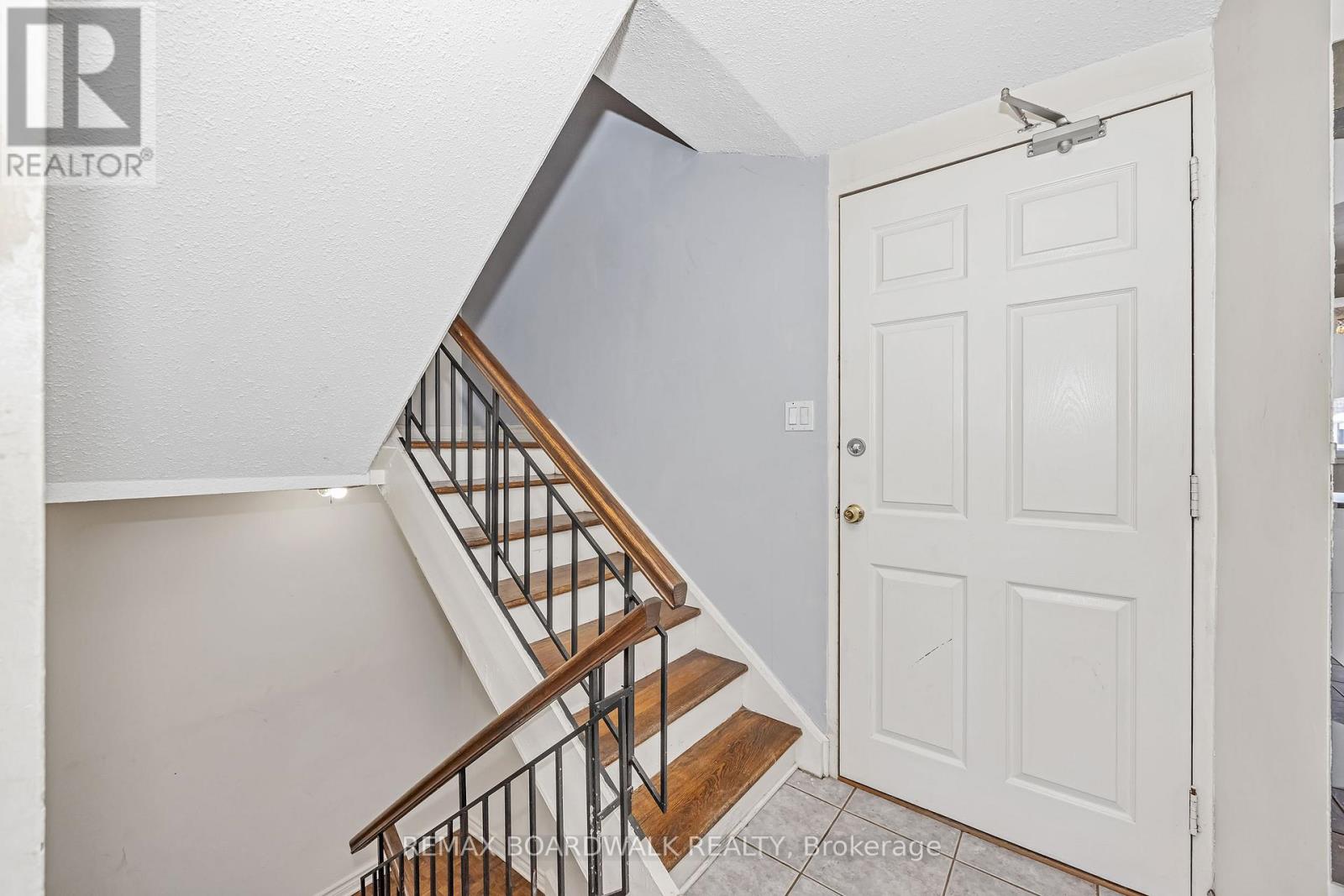 67 - 392 Garden Glen Private, Ottawa, Ontario  K2G 1E4 - Photo 3 - X13235460