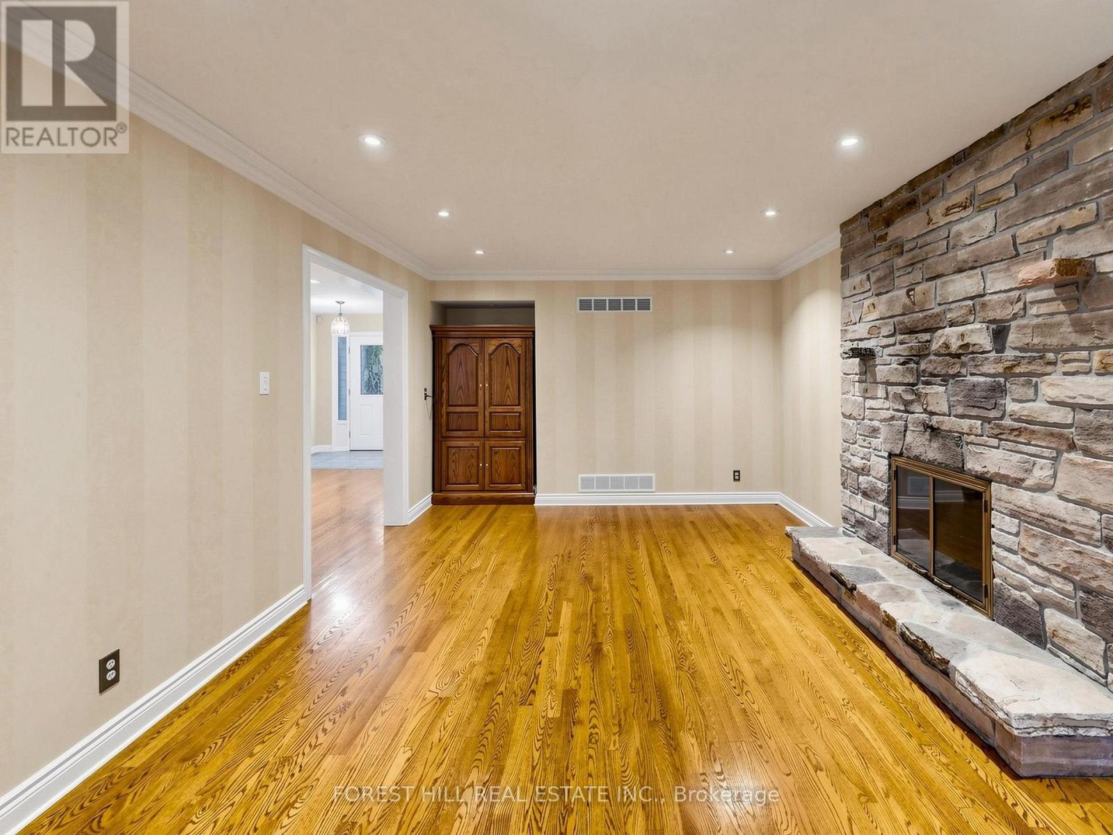 54 Pennock Crescent, Markham, Ontario  L3R 3M4 - Photo 9 - N13224062