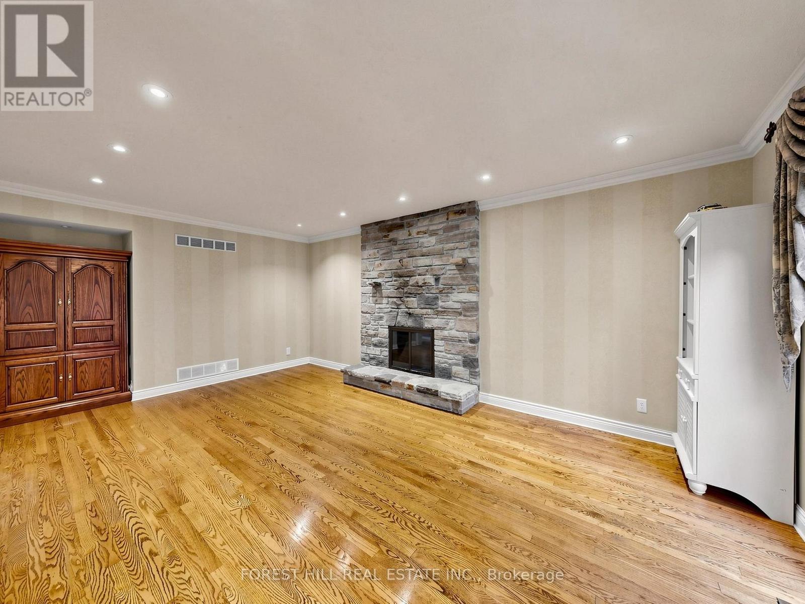 54 Pennock Crescent, Markham, Ontario  L3R 3M4 - Photo 8 - N13224062