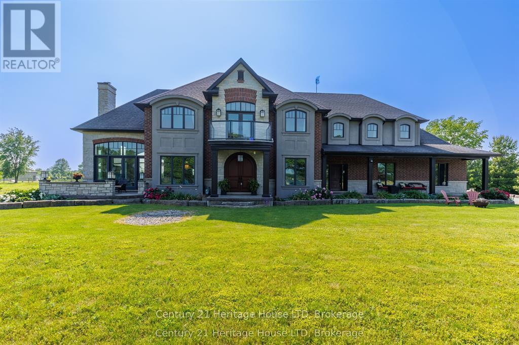 12679 Niagara Parkway, Niagara Falls, Ontario  L2E 6S6 - Photo 1 - X13235278