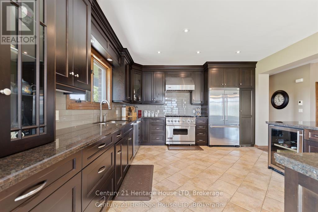 12679 Niagara Parkway, Niagara Falls, Ontario  L2E 6S6 - Photo 14 - X13235278