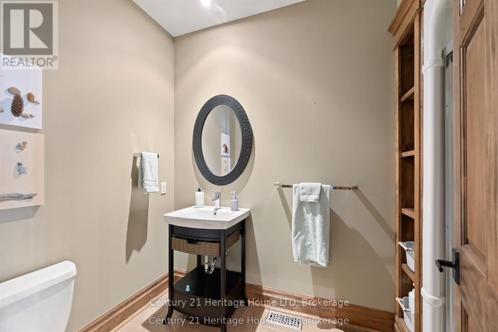 12679 Niagara Parkway, Niagara Falls, Ontario  L2E 6S6 - Photo 21 - X13235278