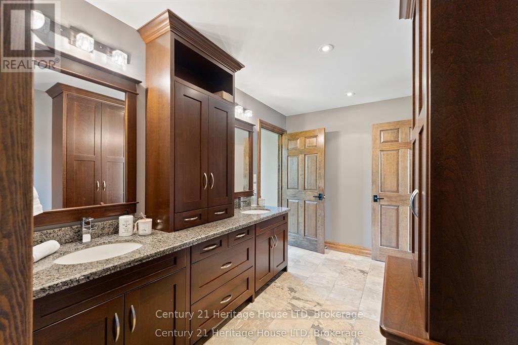 12679 Niagara Parkway, Niagara Falls, Ontario  L2E 6S6 - Photo 26 - X13235278