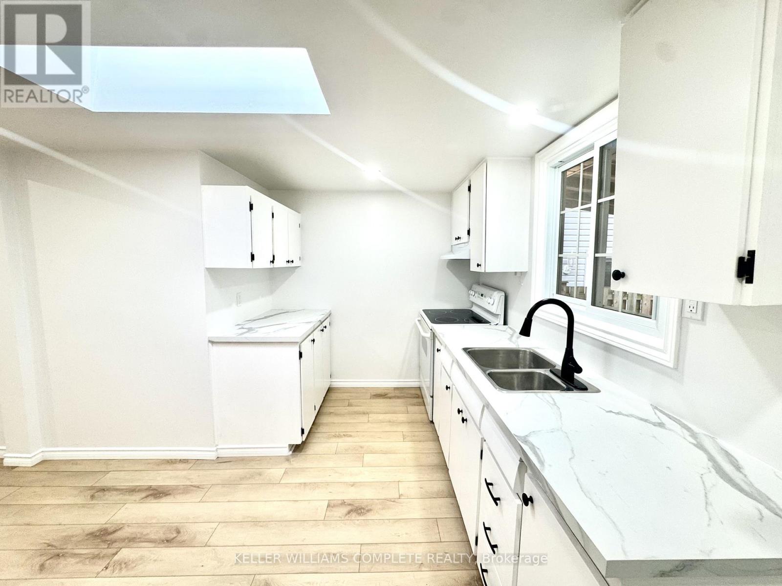 99 Bunting Road, St. Catharines, Ontario  L2P 3G8 - Photo 2 - X13235456