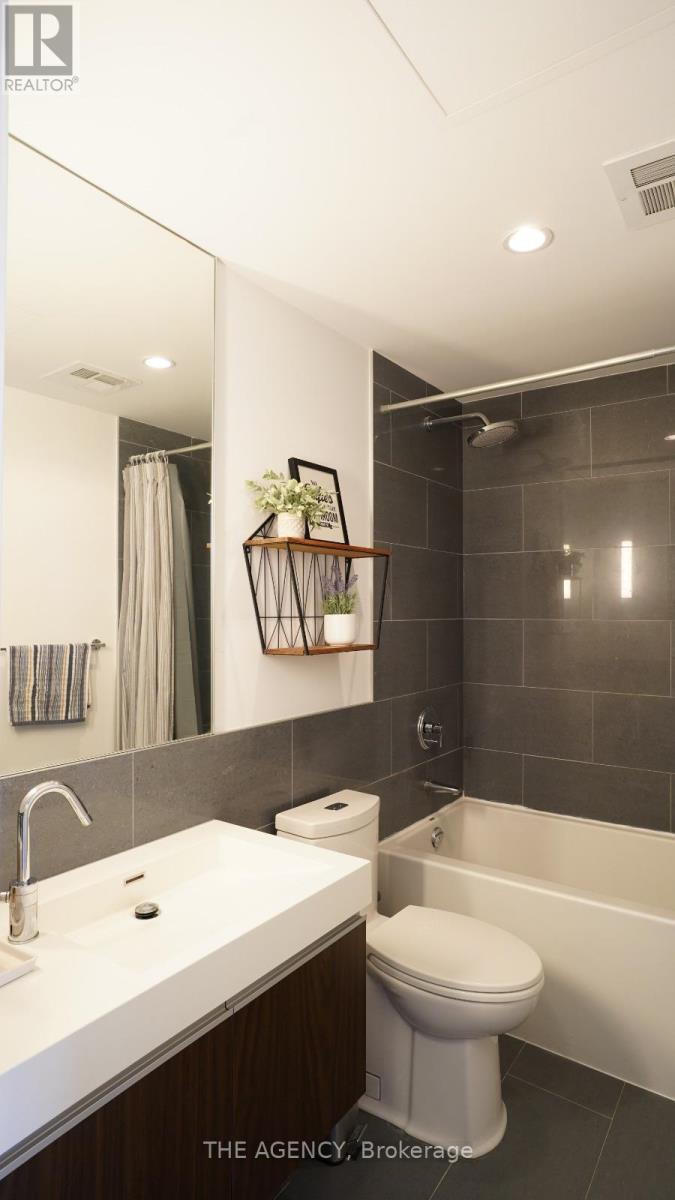 803 - 390 Cherry Street, Toronto, Ontario  M5A 0E2 - Photo 2 - C13018250