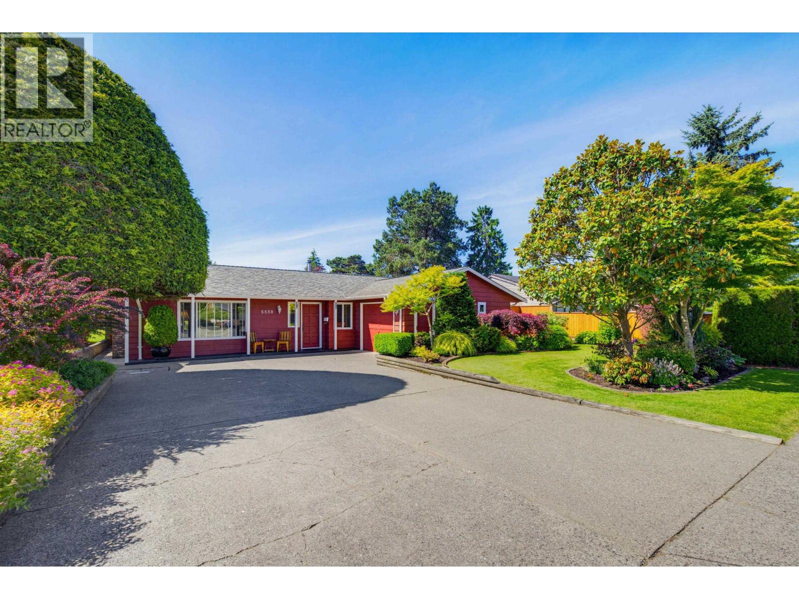 5558 49 Avenue, Delta, British Columbia  V4K 3N8 - Photo 3 - R3131306