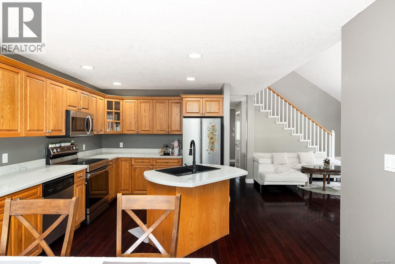 B 2730 Phillips Rd, Sooke, British Columbia  V9Z 0Y3 - Photo 14 - 1039077