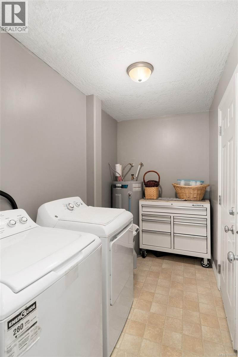 B 2730 Phillips Rd, Sooke, British Columbia  V9Z 0Y3 - Photo 26 - 1039077