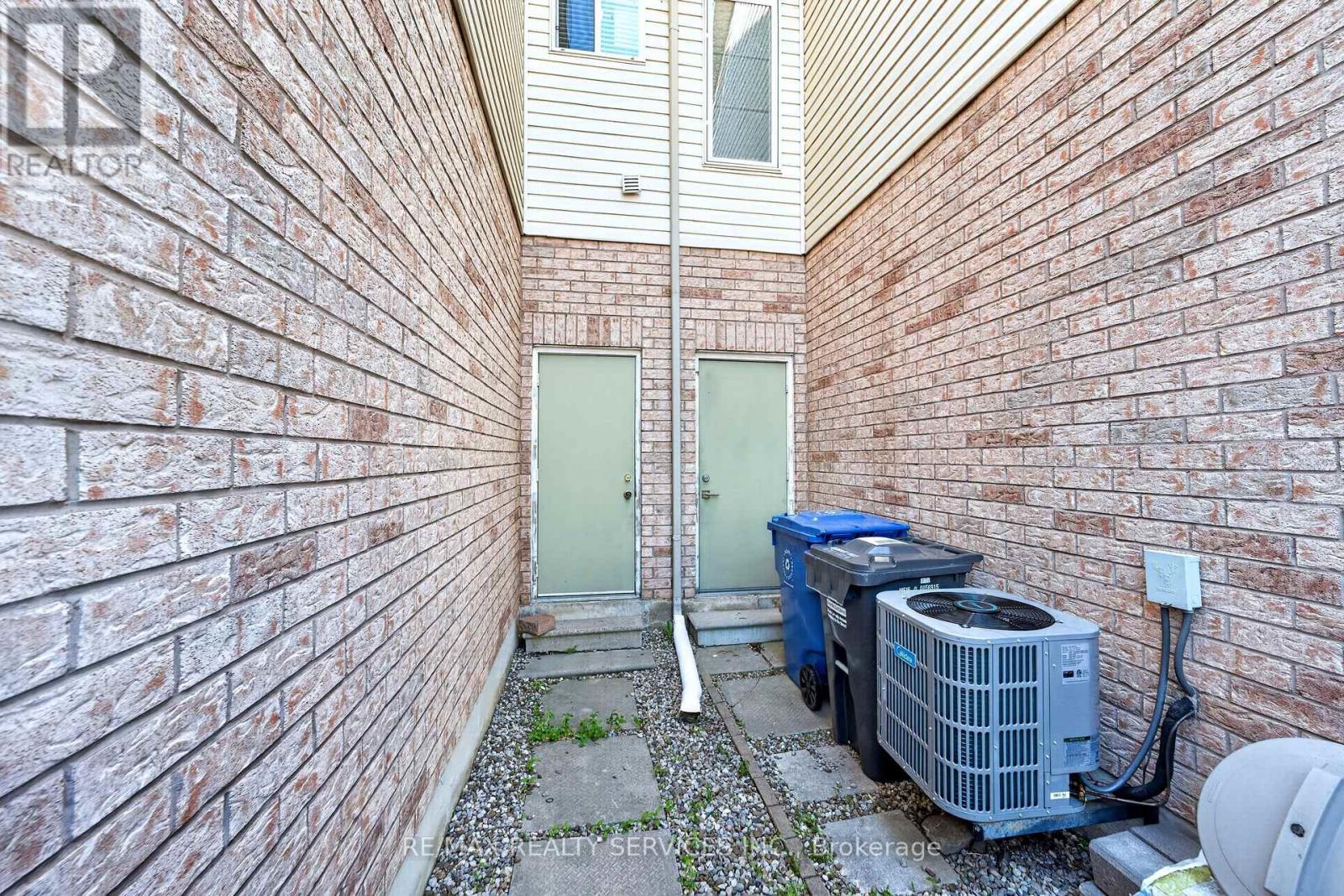 96 Tideland Drive, Brampton, Ontario  L7A 2V8 - Photo 40 - W13230902