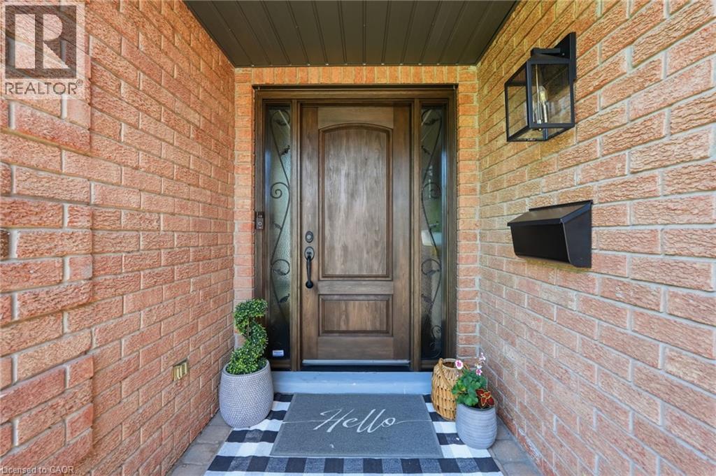 2418 Butternut Crescent, Burlington, Ontario  L7M 3L3 - Photo 3 - 40836387