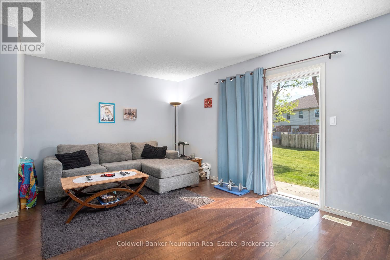 101 - 30 Imperial Road S, Guelph (Willow West/sugarbush/west Acres), Ontario  N1K 1Y5 - Photo 9 - X13235234