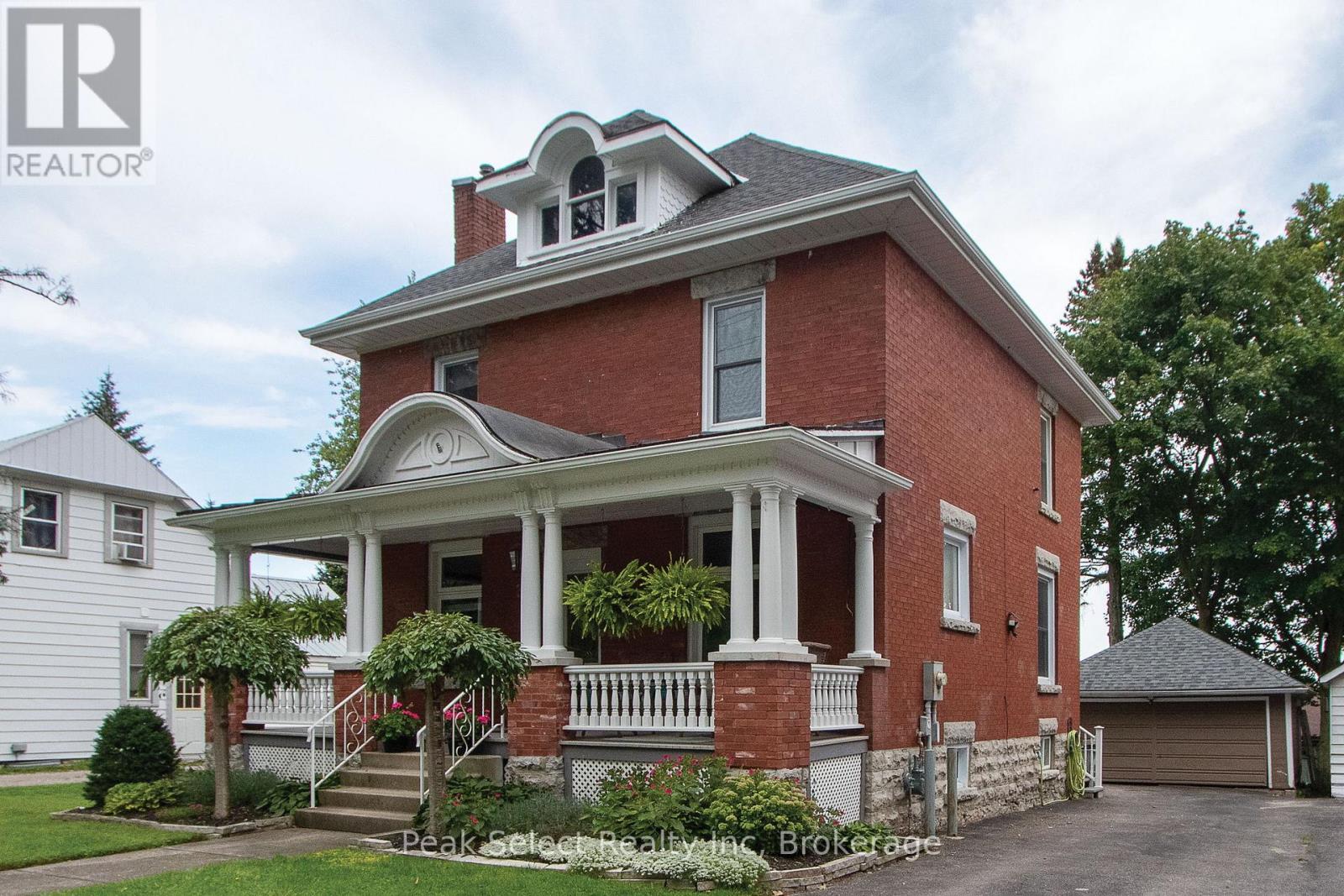 395 QUEEN STREET E, St. Marys, Ontario