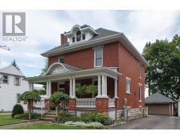 395 QUEEN STREET E