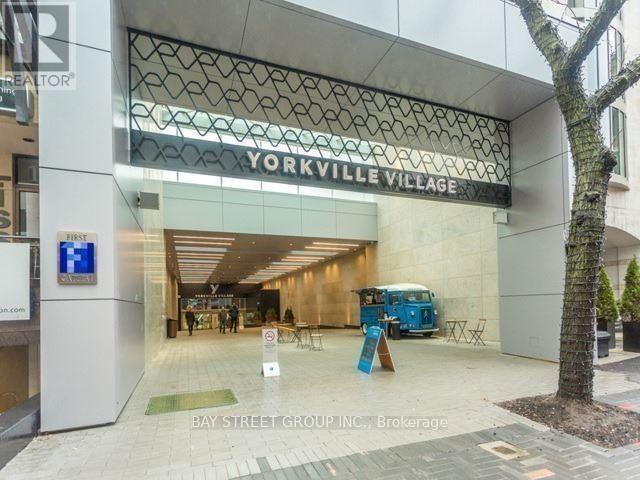 1709 - 155 Yorkville Avenue, Toronto, Ontario  M5R 1C4 - Photo 9 - C13125842