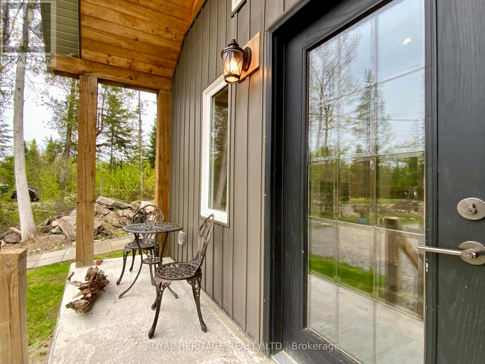 23 River Road, Kawartha Lakes, Ontario  K0M 1N0 - Photo 3 - X12988652
