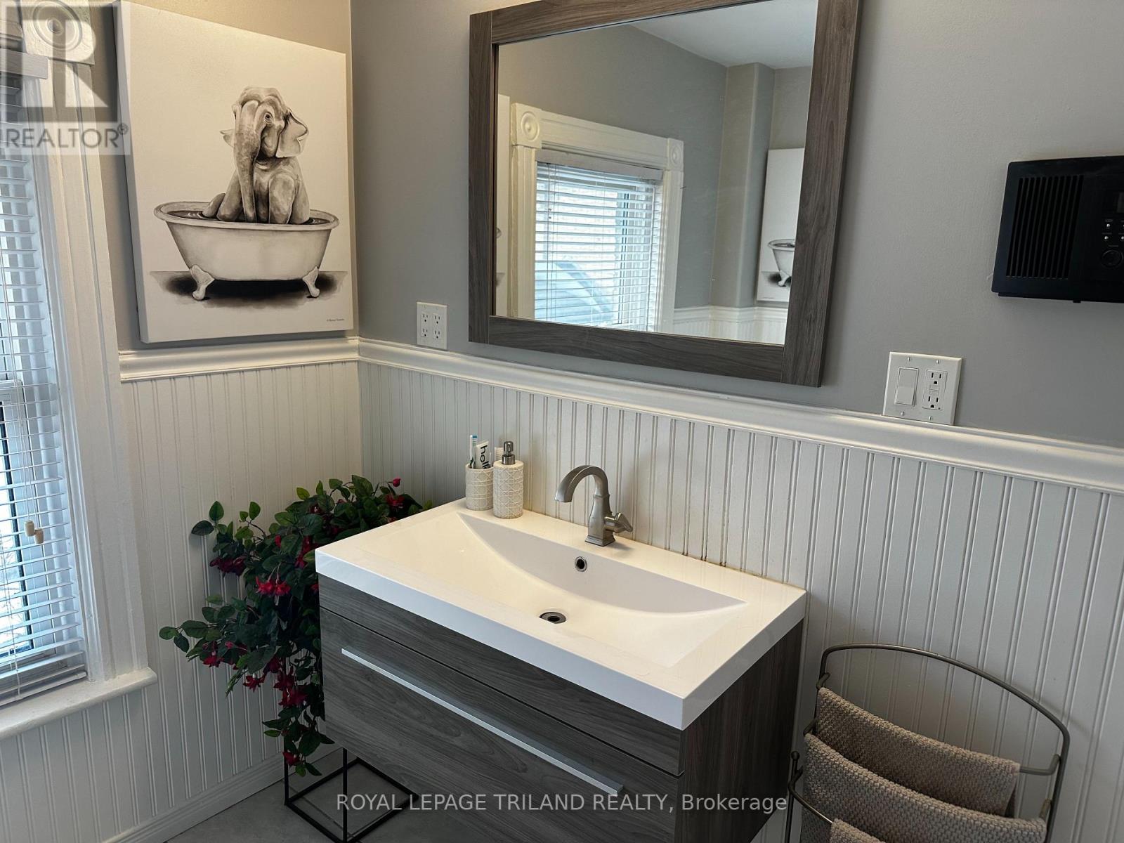 54 Elysian Street, St. Thomas, Ontario  N5P 1R6 - Photo 14 - X12787838