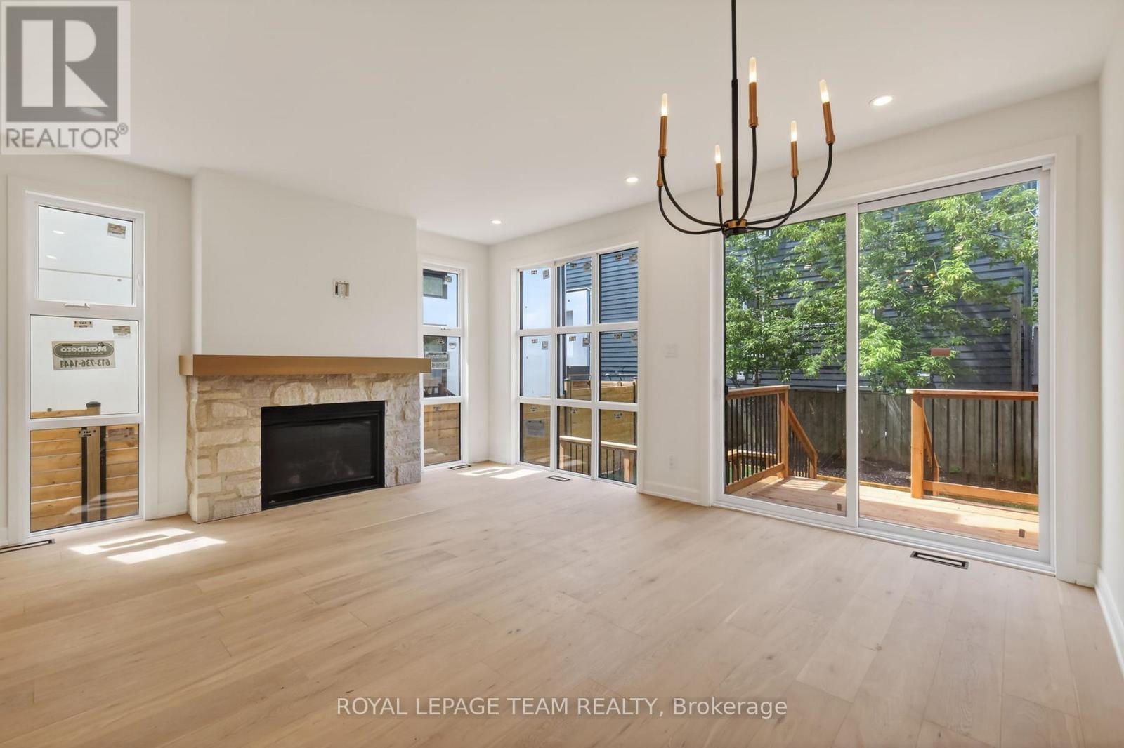 A - 608 Tweedsmuir Avenue, Ottawa, Ontario K1Z 5P3 - Photo 11 - X13148794