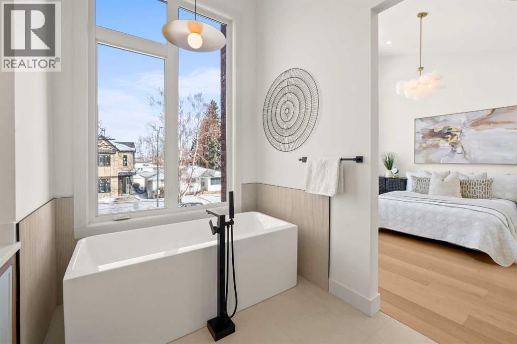 2421 25 Avenue Nw, Calgary, Alberta  T2M 2C6 - Photo 25 - A2287163