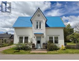 31 Chapel Street, Parrsboro, Nova Scotia