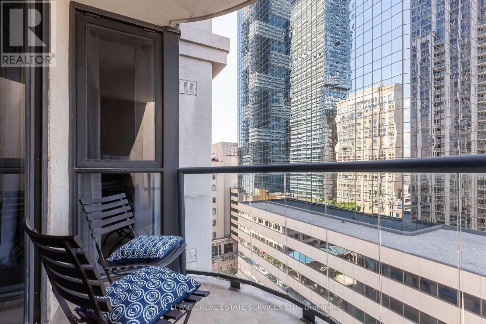 1801 - 801 Bay Street, Toronto, Ontario  M5S 1Y9 - Photo 13 - C13235236