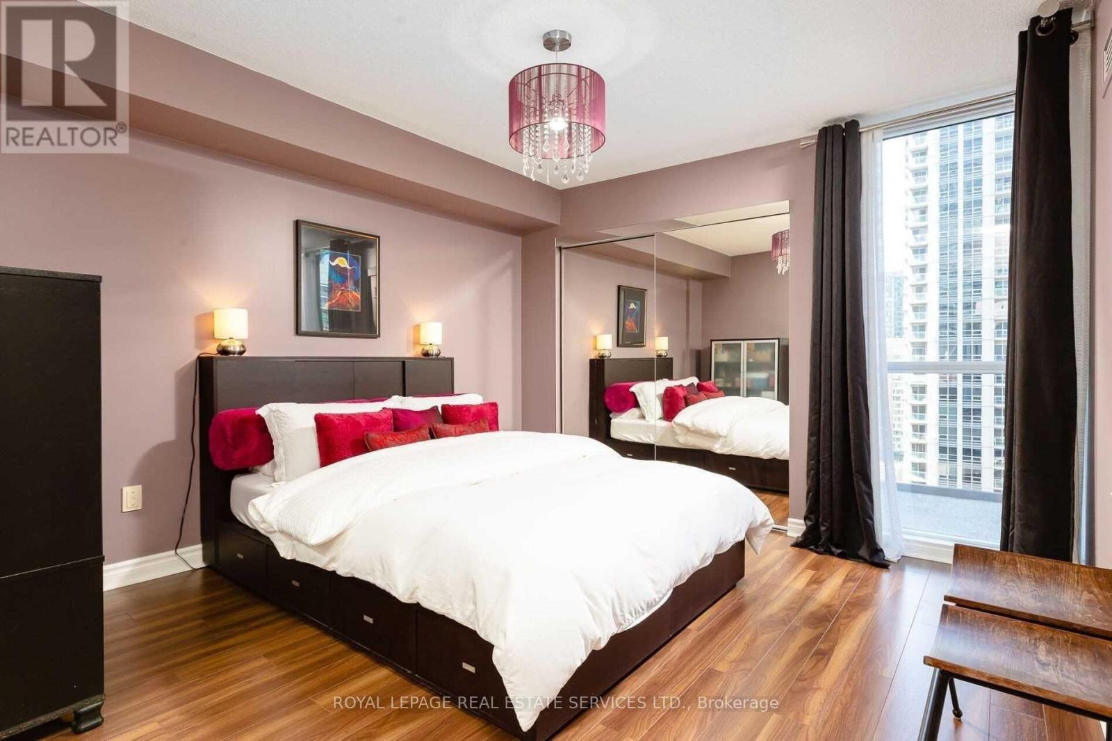 1801 - 801 Bay Street, Toronto, Ontario  M5S 1Y9 - Photo 15 - C13235236