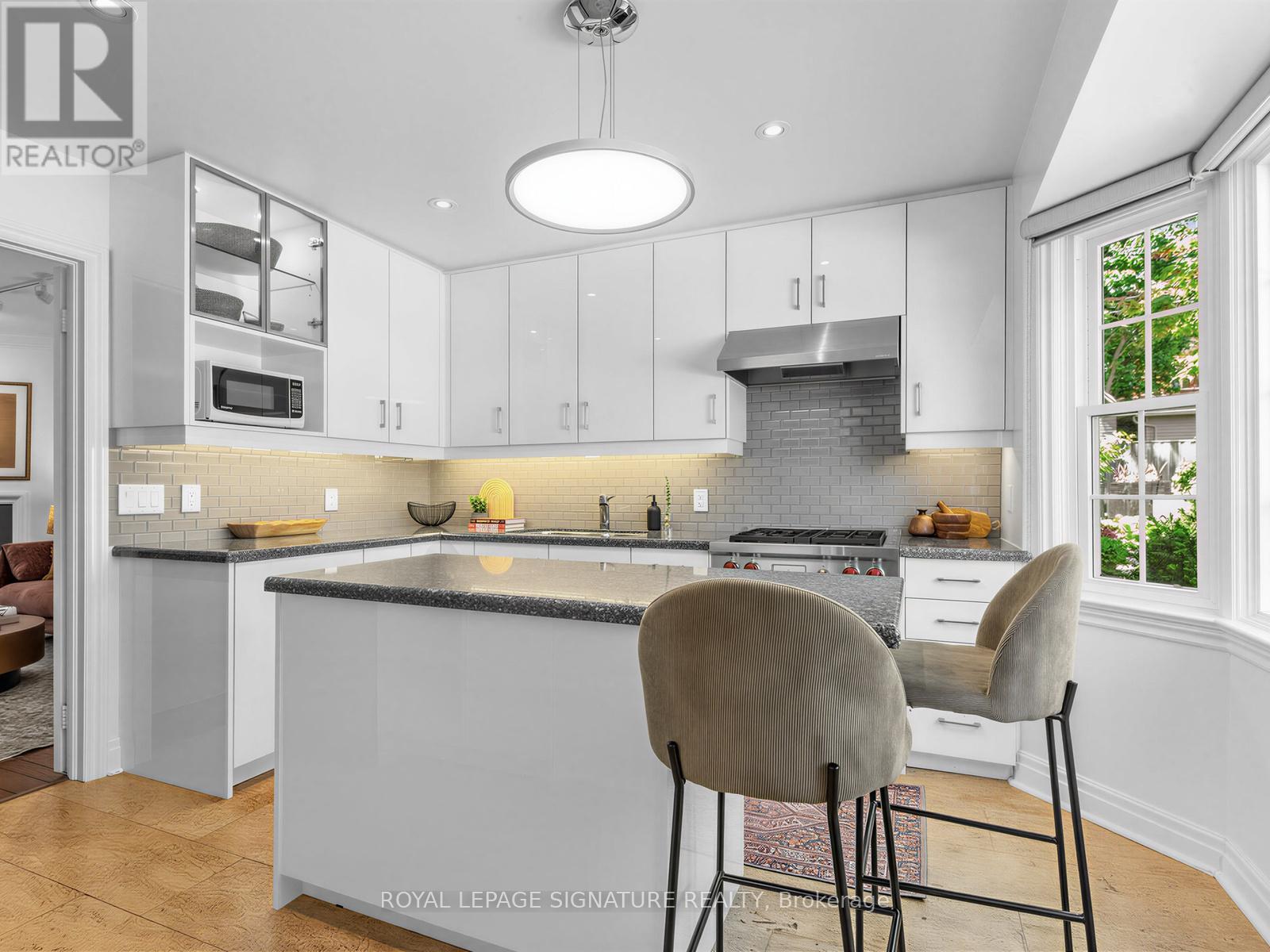 11 - 240 Broadway Avenue, Toronto, Ontario  M4P 1V9 - Photo 9 - C13235268