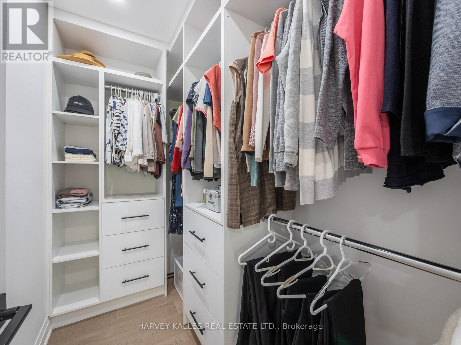 8 Caravan Drive, Toronto, Ontario  M3B 1N1 - Photo 34 - C13235280