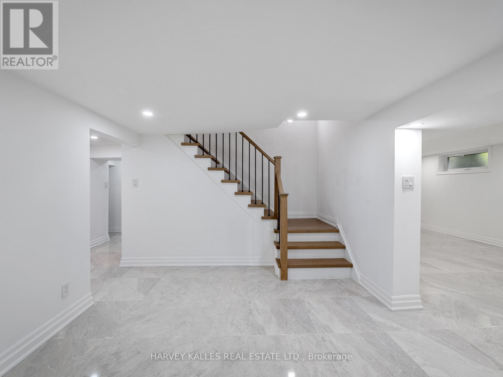 8 Caravan Drive, Toronto, Ontario  M3B 1N1 - Photo 37 - C13235280