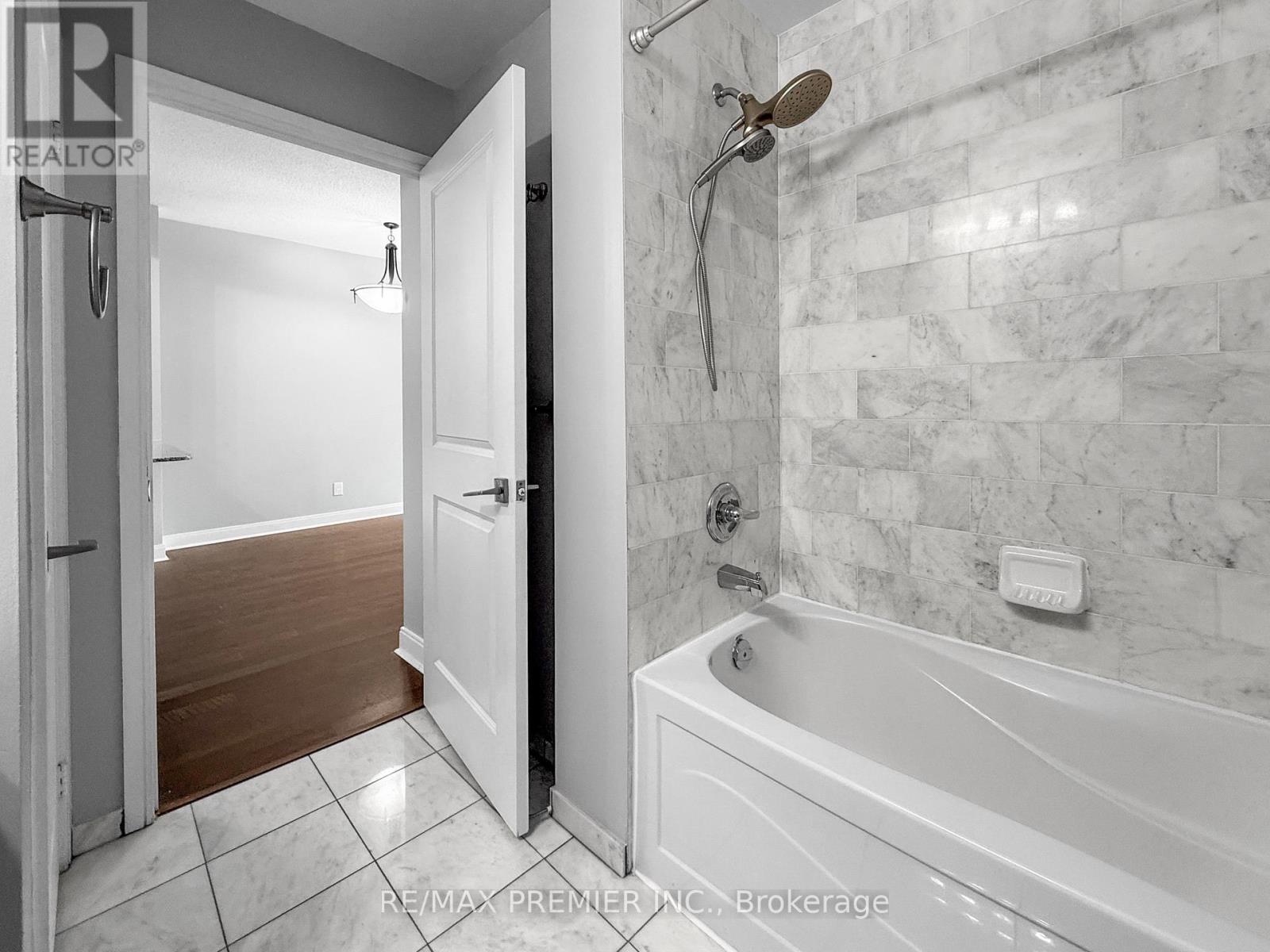 2006 - 1 Scott Street, Toronto, Ontario  M5E 1A1 - Photo 15 - C13235296