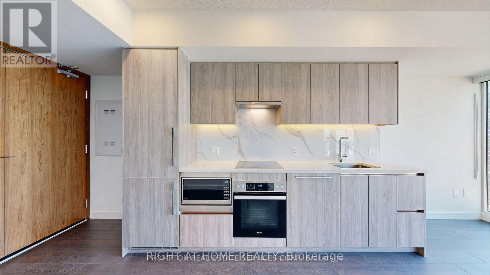 2815 - 1 Concord Cityplace Way, Toronto, Ontario  M5V 0X3 - Photo 17 - C13235362