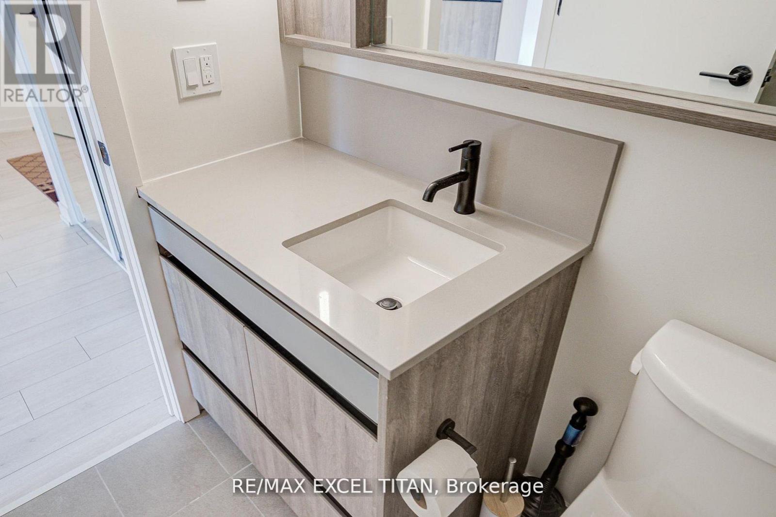 503 - 5 Lakeview Avenue, Toronto, Ontario  M6J 0H3 - Photo 26 - C13235528