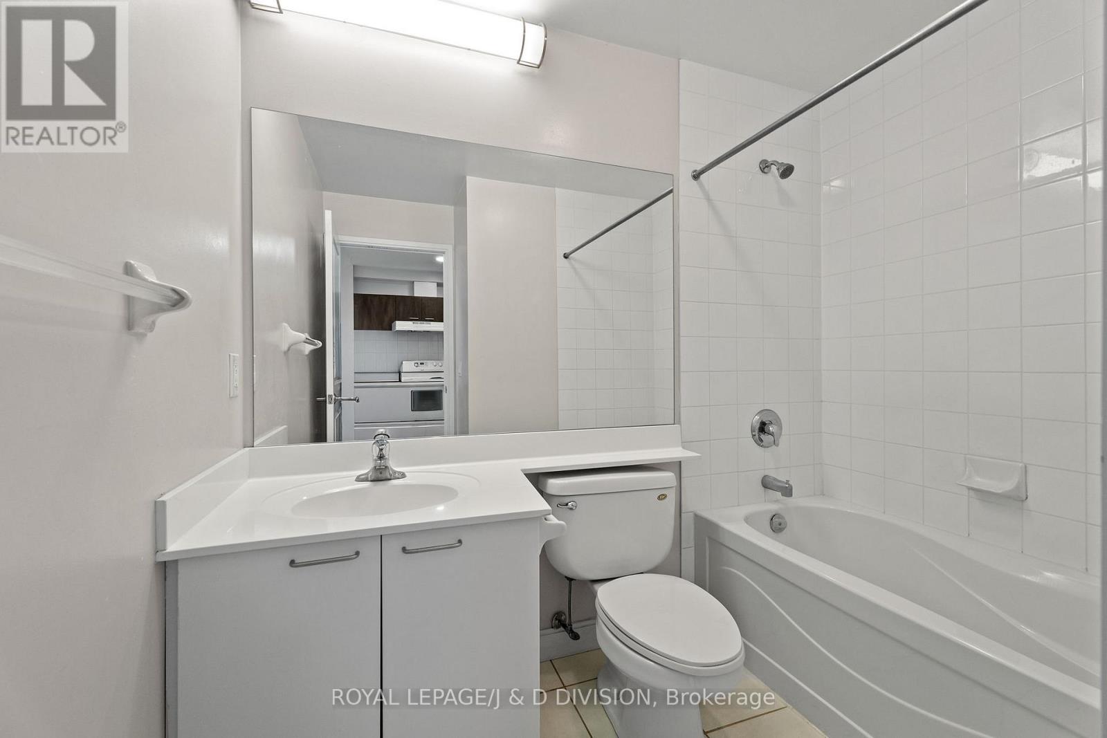 805 - 220 Redpath Avenue, Toronto, Ontario  M4P 0A4 - Photo 8 - C13235554
