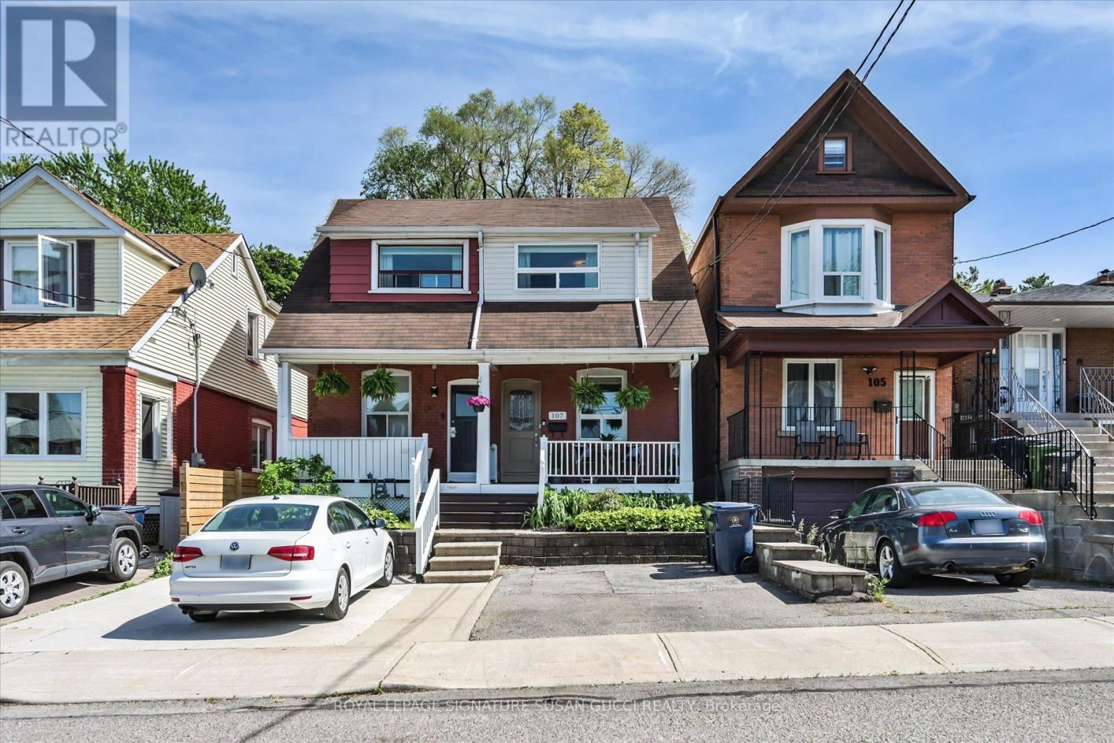 107 Barker Avenue, Toronto, Ontario  M4C 2N8 - Photo 1 - E13235244