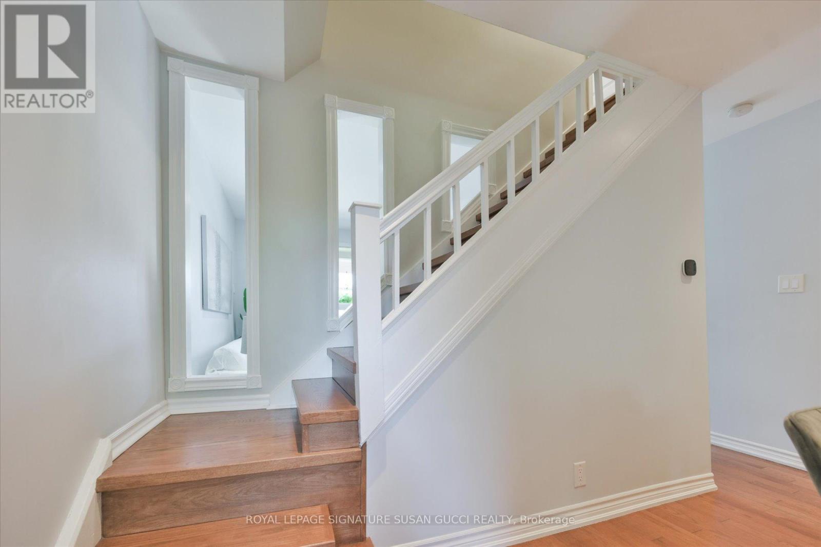 107 Barker Avenue, Toronto, Ontario  M4C 2N8 - Photo 11 - E13235244