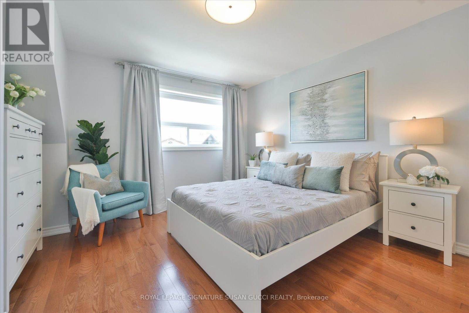 107 Barker Avenue, Toronto, Ontario  M4C 2N8 - Photo 12 - E13235244