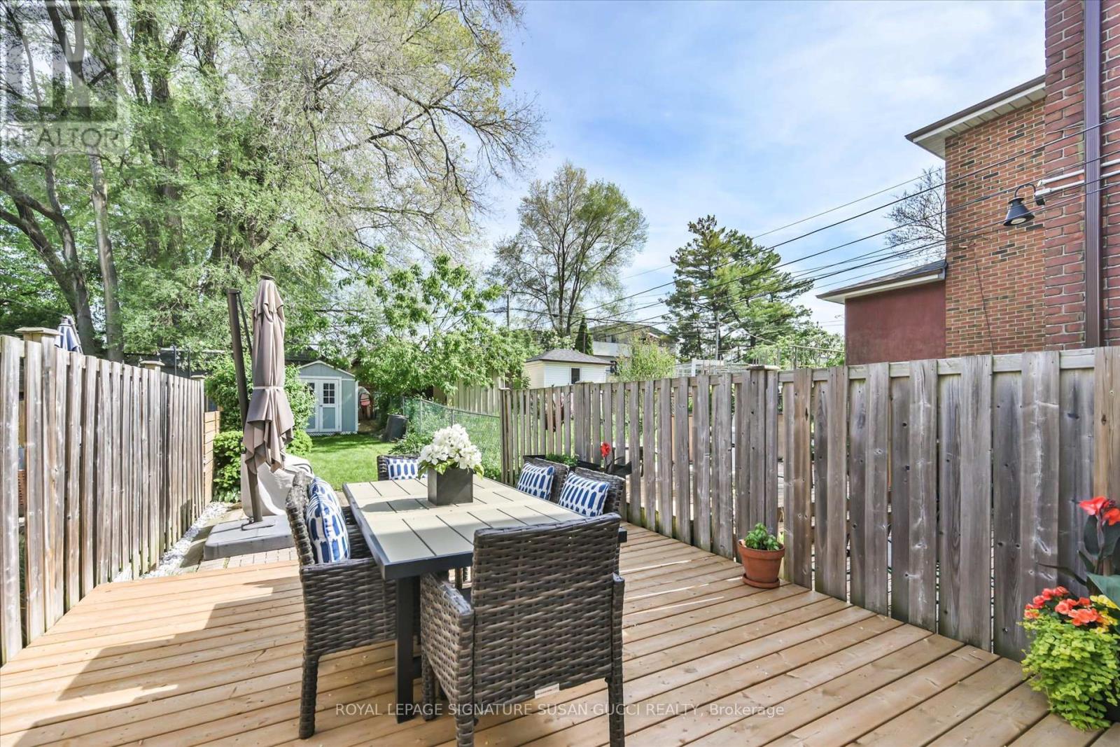 107 Barker Avenue, Toronto, Ontario  M4C 2N8 - Photo 21 - E13235244