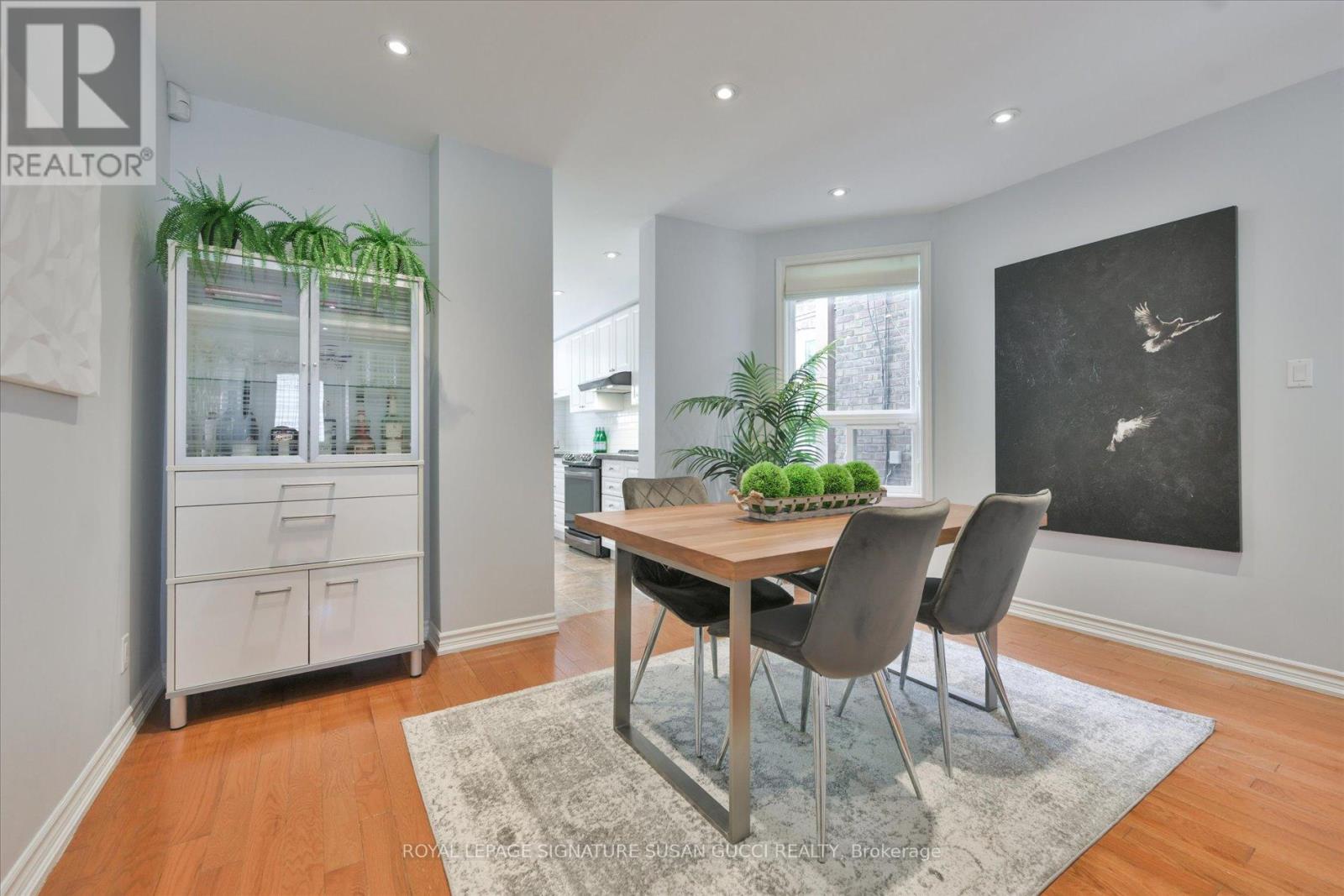 107 Barker Avenue, Toronto, Ontario  M4C 2N8 - Photo 6 - E13235244