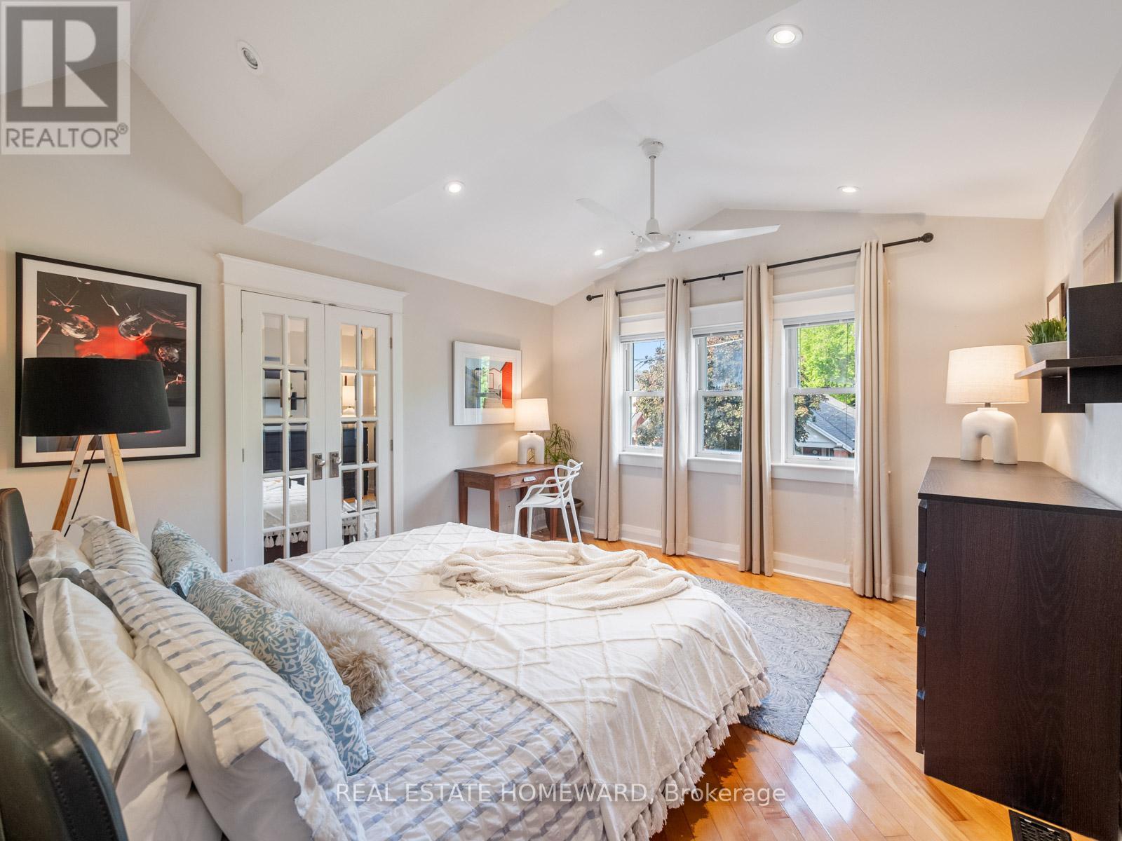 228 Bingham Avenue, Toronto, Ontario  M4E 3R5 - Photo 11 - E13235340