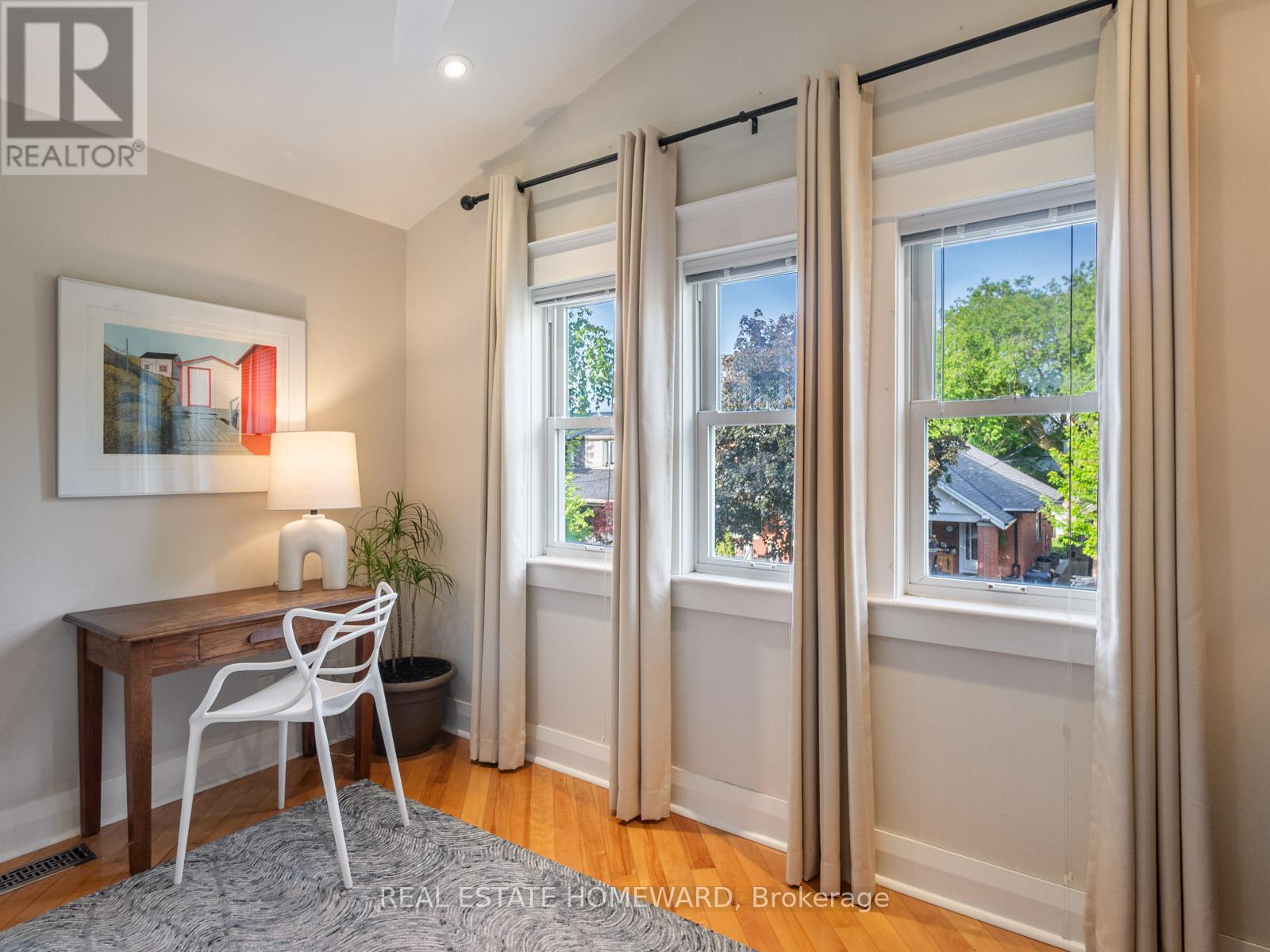 228 Bingham Avenue, Toronto, Ontario  M4E 3R5 - Photo 12 - E13235340