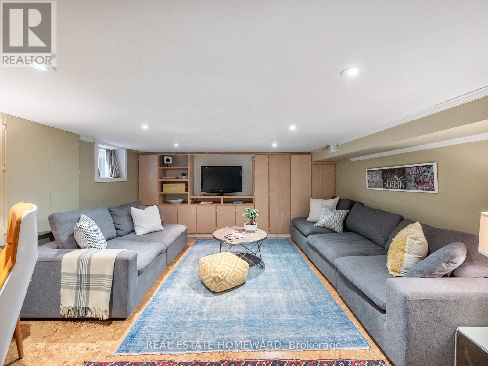 228 Bingham Avenue, Toronto, Ontario  M4E 3R5 - Photo 19 - E13235340
