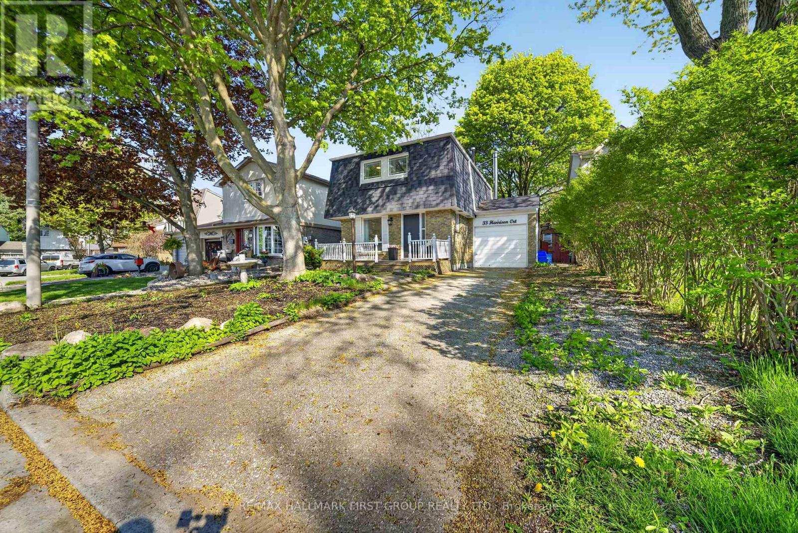 33 Harrison Court, Whitby, Ontario  L1N 6E2 - Photo 2 - E13235536