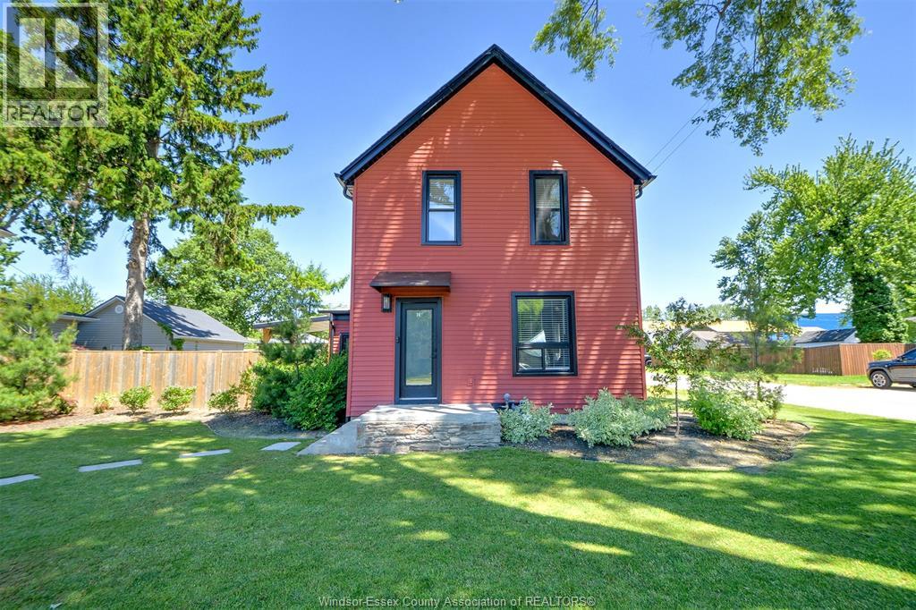 74 Munger, Harrow, Ontario  N0R 1G0 - Photo 4 - 26013025
