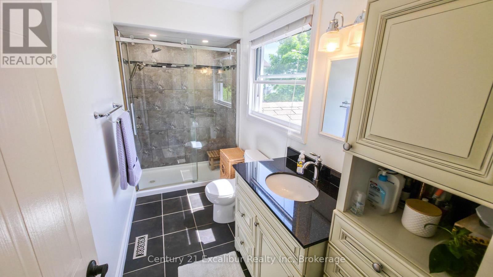 708 Campbell Avenue, Centre Wellington, Ontario N1M 3M9 - Photo 20 - X13235458