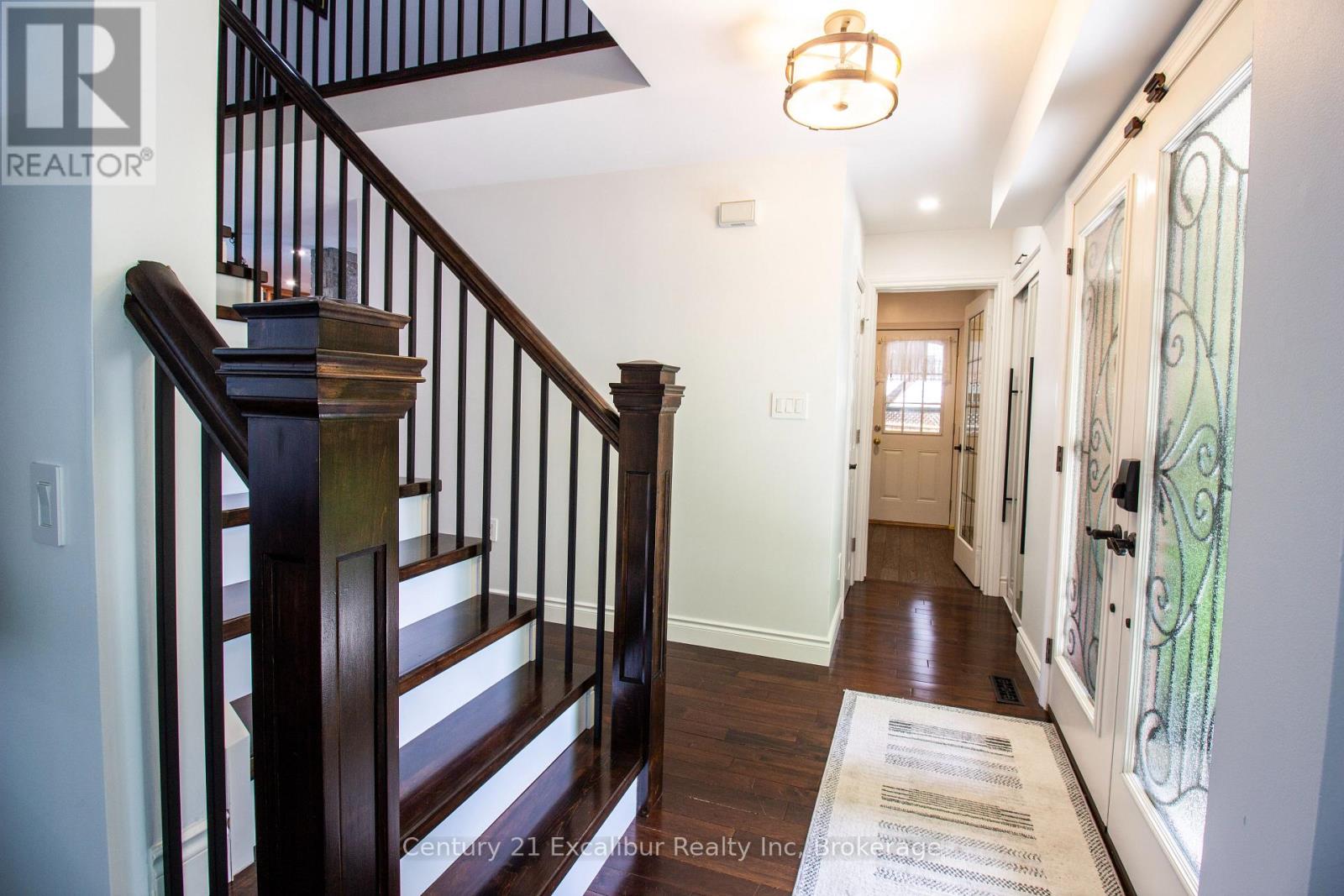 708 Campbell Avenue, Centre Wellington, Ontario N1M 3M9 - Photo 9 - X13235458