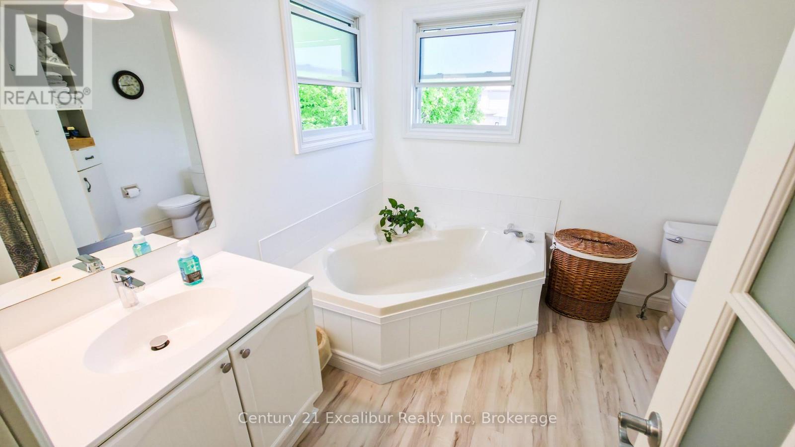 708 Campbell Avenue, Centre Wellington, Ontario N1M 3M9 - Photo 16 - X13235458