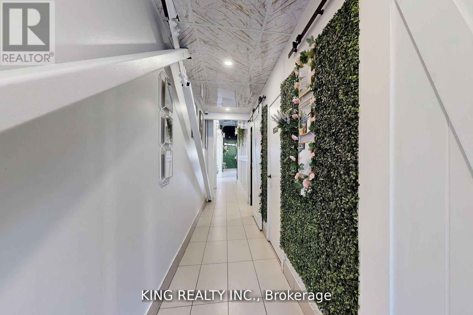 17 - 3175 Rutherford Road, Vaughan, Ontario  L4K 5Y6 - Photo 17 - N13235252