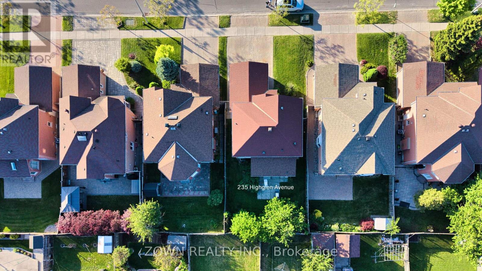 235 Highglen Avenue, Markham, Ontario  L3S 3W4 - Photo 4 - N13235346